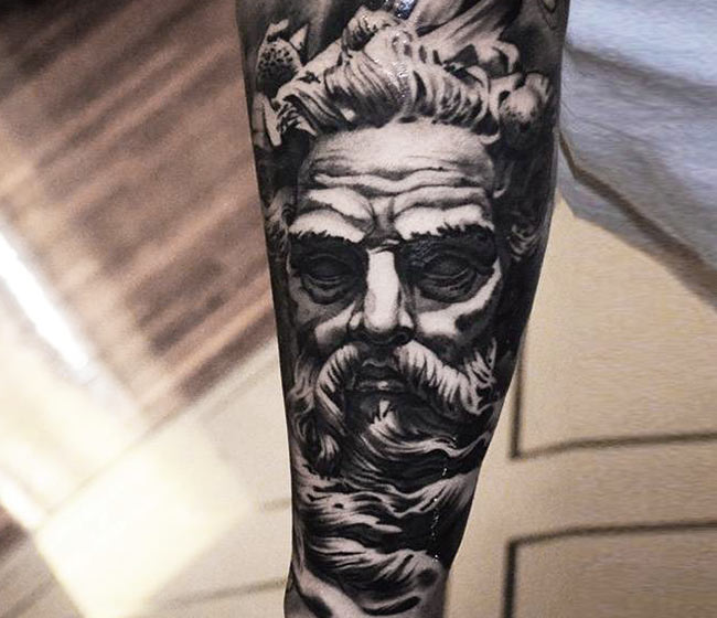 Ben Thomas | Tattoo artist | World Tattoo Gallery